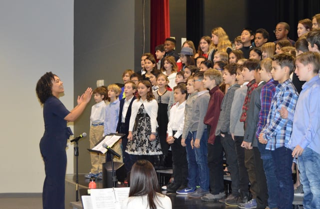 5th Grade Choir taylor-2.jpg